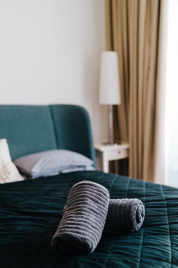 Butique Apartman Balatonlelle Bagian luar foto