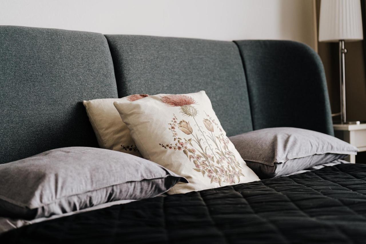 Butique Apartman Balatonlelle Bagian luar foto