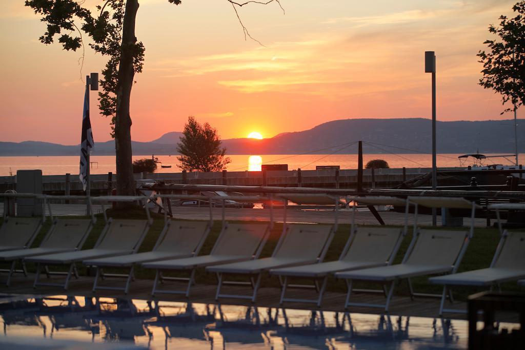 Butique Apartman Balatonlelle Bagian luar foto
