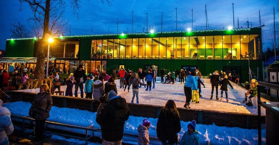 Butique Apartman Balatonlelle Bagian luar foto